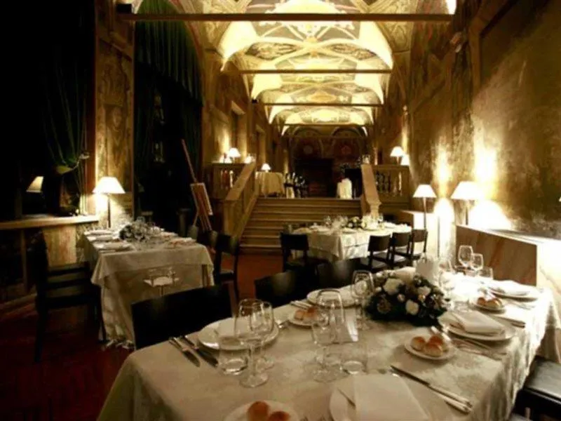 Hotel Columbus Rome 4*,
