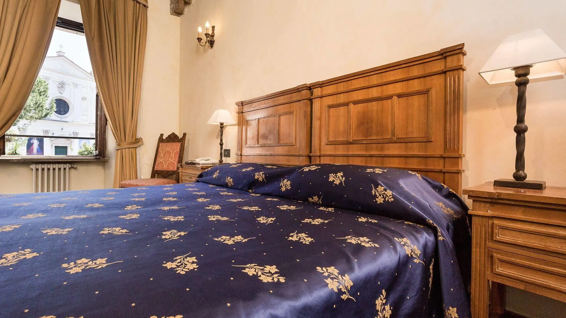 Hotel Columbus Rome